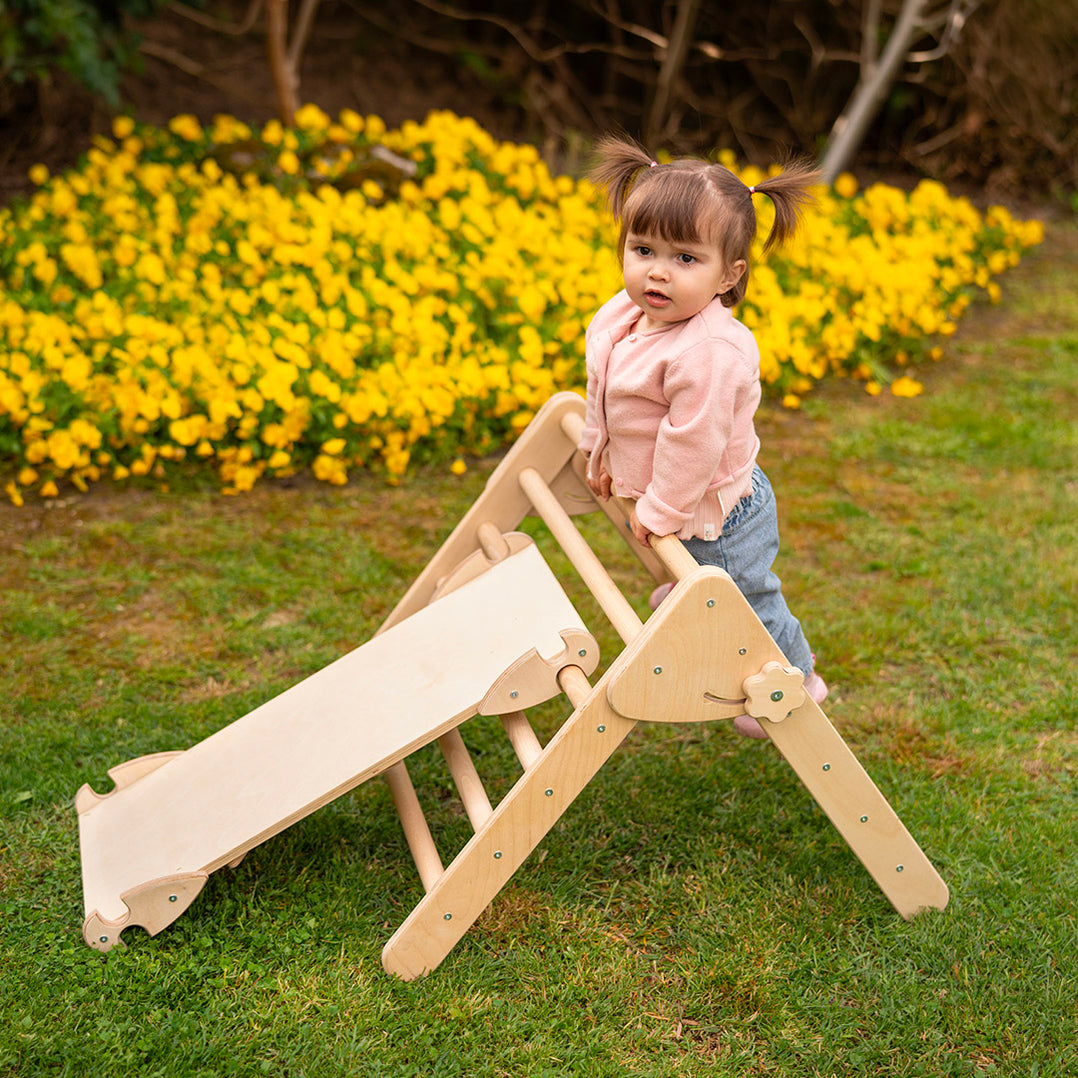 Pikler Triangle with Ramp 1-3 Years