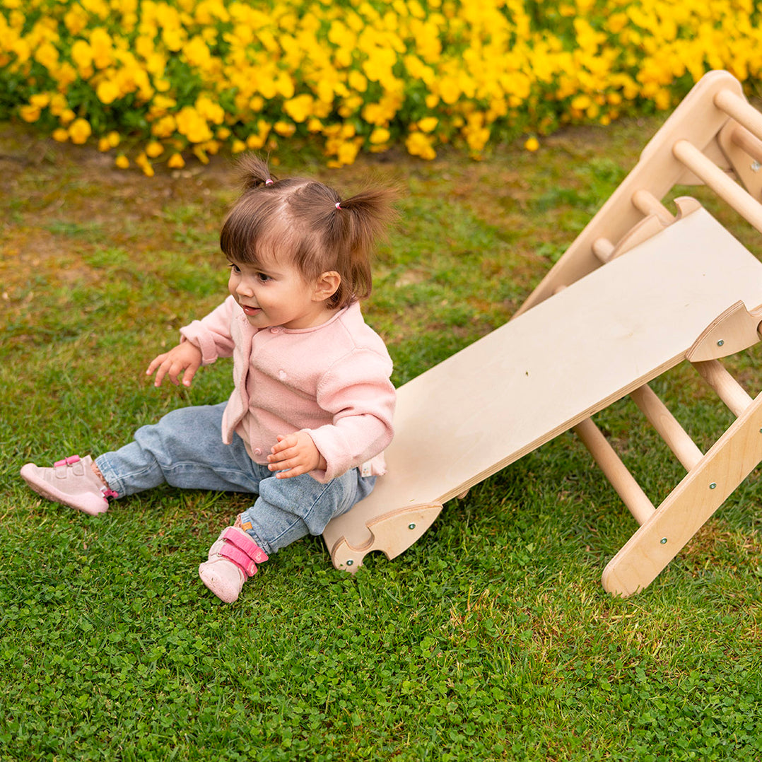 Pikler Triangle with Ramp 1-3 Years