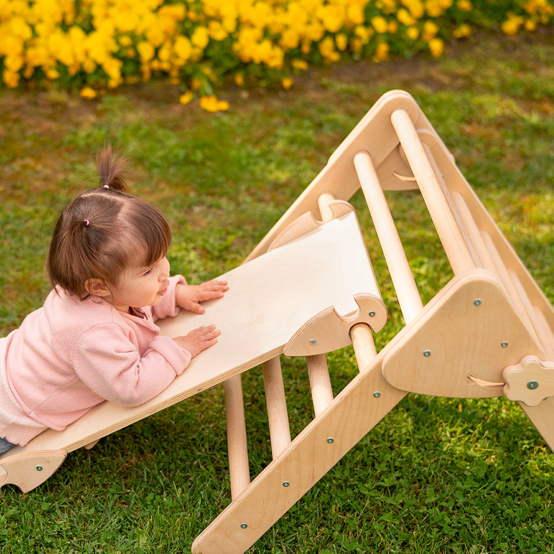 Pikler Triangle with Ramp 1-3 Years